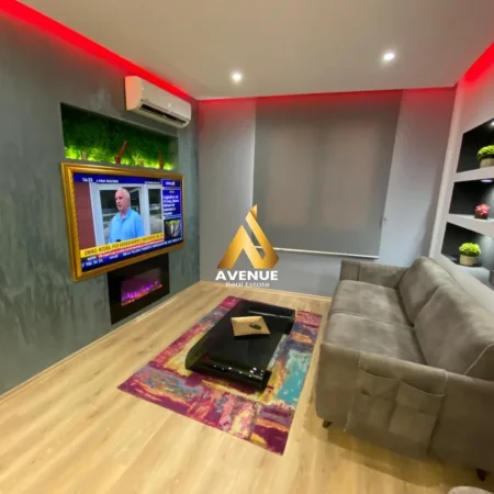 Tirane, jepet me qera apartament 2+1+Ballkon Kati 6, 100 m² 650 € (Mikel maruli)