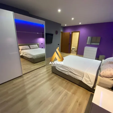 Tirane, jepet me qera apartament 2+1+Ballkon Kati 6, 100 m² 650 € (Mikel maruli)