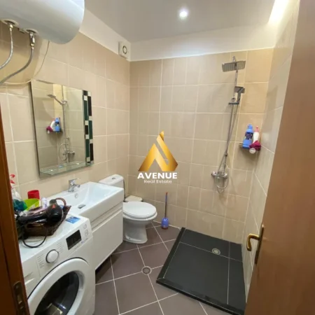 Tirane, jepet me qera apartament 2+1+Ballkon Kati 6, 100 m² 650 € (Mikel maruli)