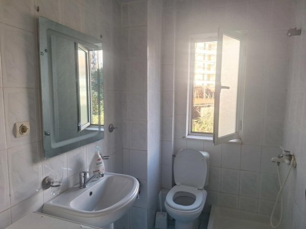 Tirane, shitet apartament 2+1 Kati 4, 63 m² 115.000 € (ALI DEMI)