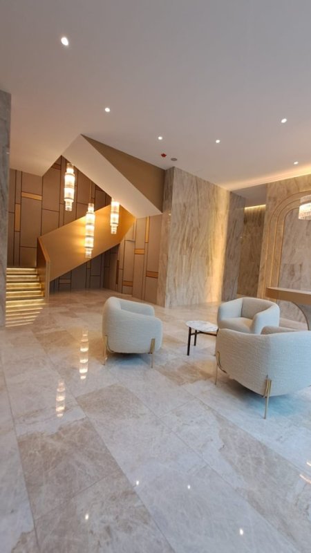 Tirane, jepet me qera zyre Kati 1, 270 m² 9.260 € 