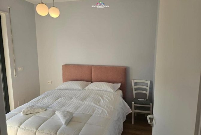 Tirane, jepet me qera apartament 1+1 Kati 7, 55 m² 675 € (Rruga Karl Gega)