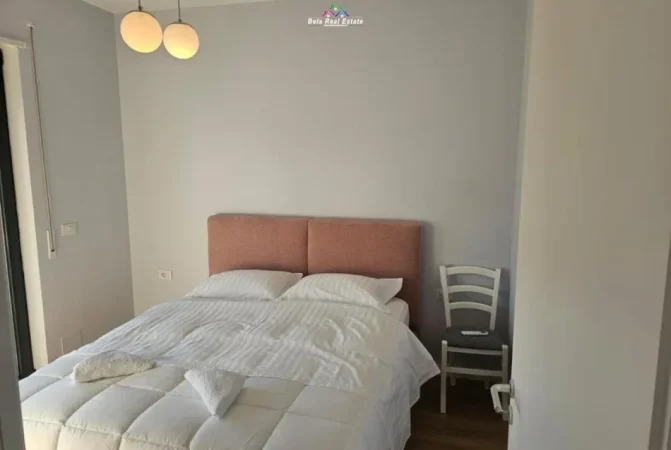 Tirane, jepet me qera apartament 1+1 Kati 7, 55 m² 675 € (Rruga Karl Gega)