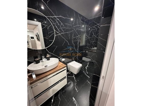 Tirane, shiten 3 Garsoniere , Kati 3, 100 m² 420.000 € (MYSLYM SHYRI)