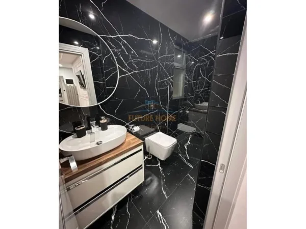 Tirane, shiten 3 Garsoniere , Kati 3, 100 m² 420.000 € (MYSLYM SHYRI)