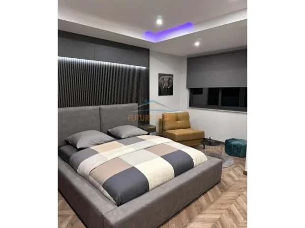 Tirane, shiten 3 Garsoniere , Kati 3, 100 m² 420.000 € (MYSLYM SHYRI)