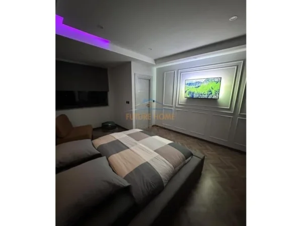Tirane, shiten 3 Garsoniere , Kati 3, 100 m² 420.000 € (MYSLYM SHYRI)