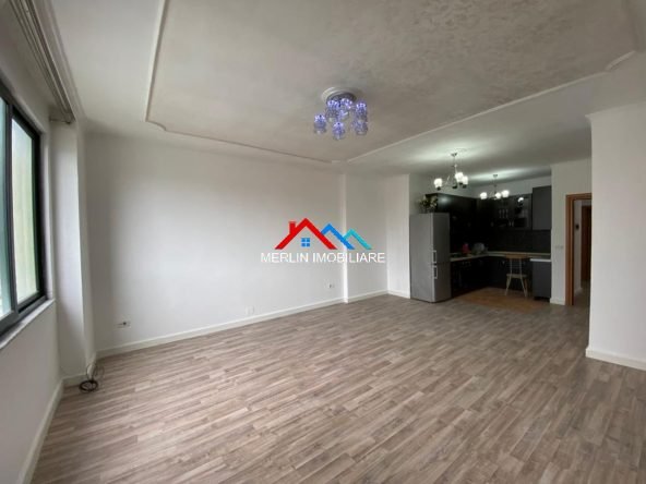 Tirane, jepet me qera zyre Kati 11, 143 m² 1.500 € (RRUGA ASTRIT BALLUKU,MYSLYM SHYRI)