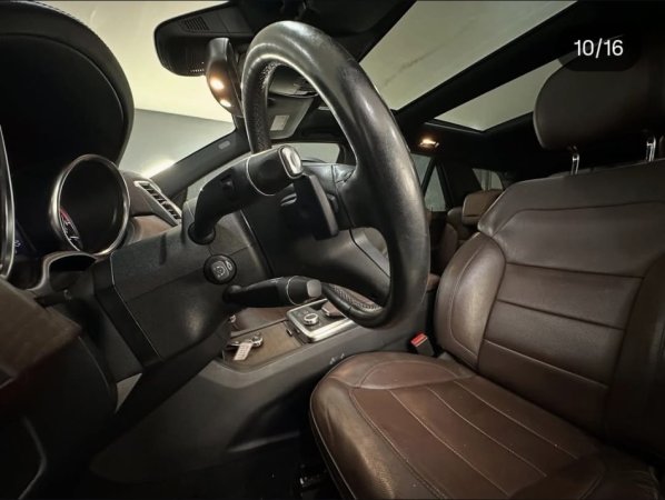 Tirane, shes SUV Mercedes Benz ML Nafte, e zeze automatik Klima 240.000 km 14.997 €