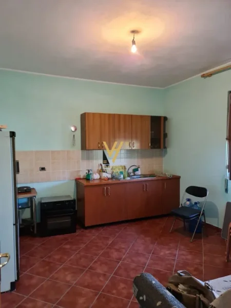 Tirane, shitet 4 Katshe Kati 0, 600 m² 600.000 € (SIRI KODRA)