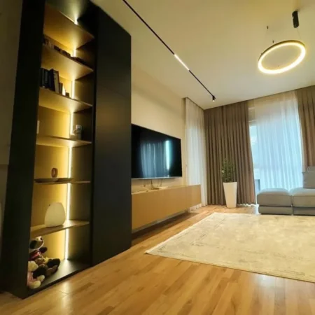 Tirane, shitet apartament 1+1 , 74 m² 178.000 € 