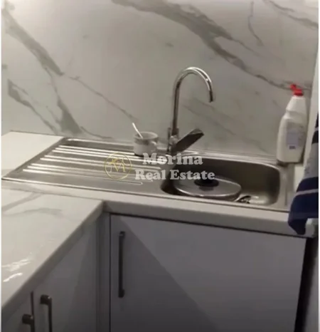 Tirane, jepet me qera apartament 2+1 Kati 4, 80 m² 550 € (Rruga e Dibres)