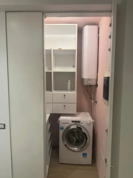 Tirane, jap me qera apartament 1+1+Ballkon , 70 m² 500 € (Ali Demi)
