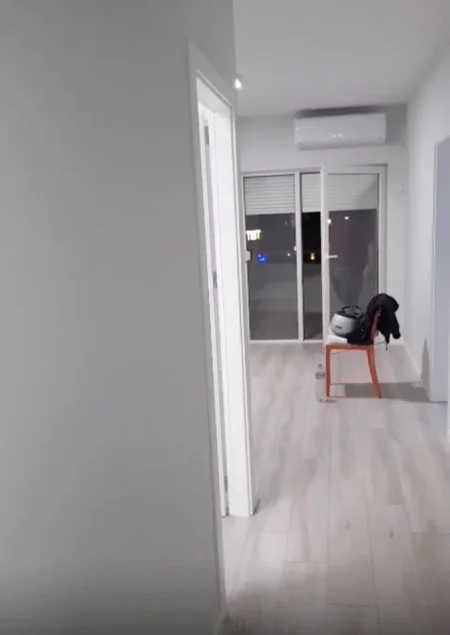 Tirane, jepet me qera apartament 2+1 Kati 3, 80 m² 600 € (Don Bosko)