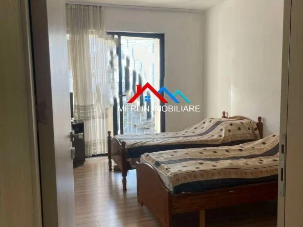 Tirane, shitet apartament 3+1+Ballkon Kati 3, 149 m² 217.000 € (RRUGA 5 MAJI)