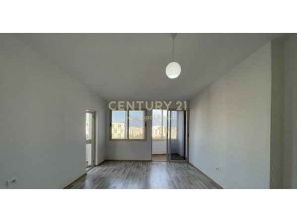 Tirane, shitet apartament , 110 m² 132.000 € 