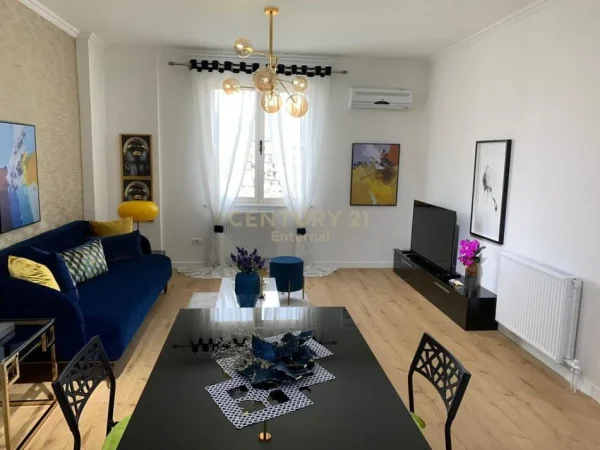 Tirane, jepet me qera apartament 1+1+Ballkon Kati 8, 100 m² (rruga kosovare)