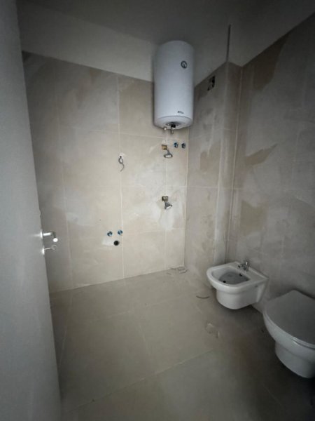 Tirane, shitet apartament 1+1 Kati 3, 54 m² 67.000 € (Univers City)