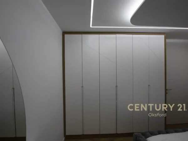 Tirane, jepet me qera apartament 1+1 Kati 0, 63 m² 650 € (21 dhjetori)