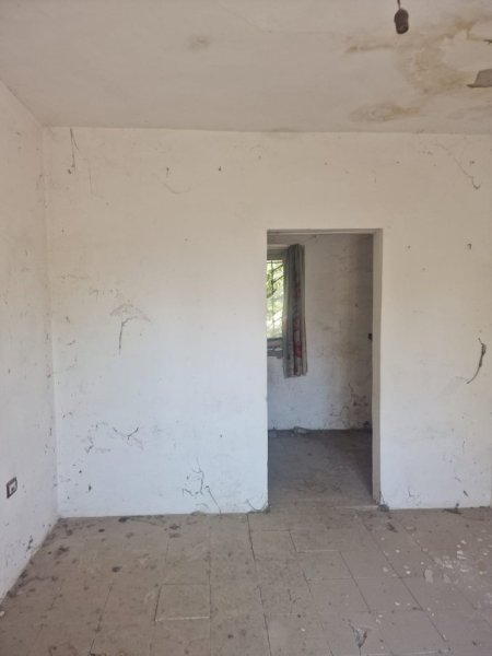 Shitet, Shtepi Private+Truall, 1Maj, Fier