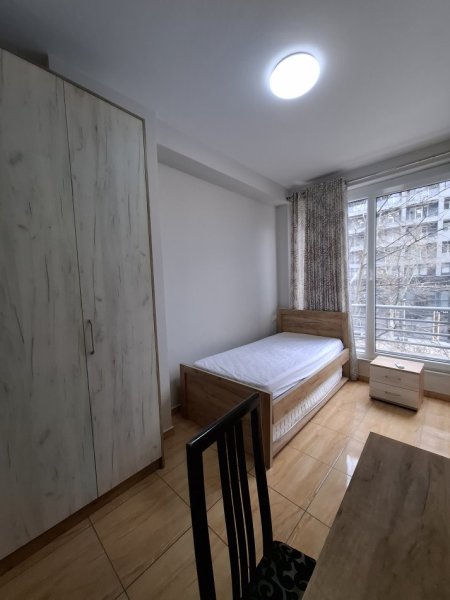Tirane, jepet me qera apartament 2+1+Ballkon Kati 3, 85 m² 55.000 € 