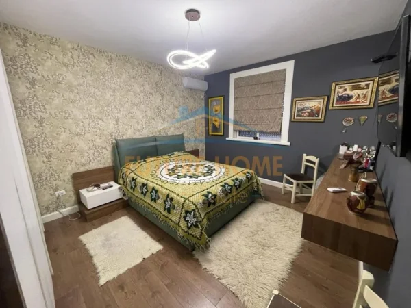 Tirane, shitet apartament 2+1+Ballkon Kati 6, 93 m² 230.000 € 