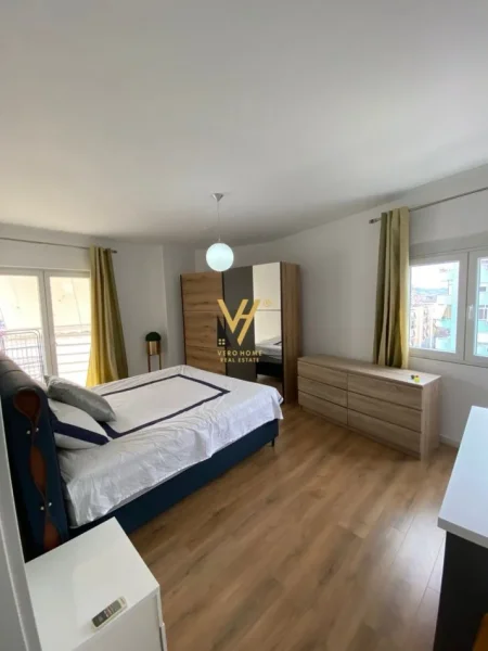 Tirane, shitet apartament 2+1+Ballkon Kati 2, 105 m² 260.000 € (KOMUNA E PARISIT)