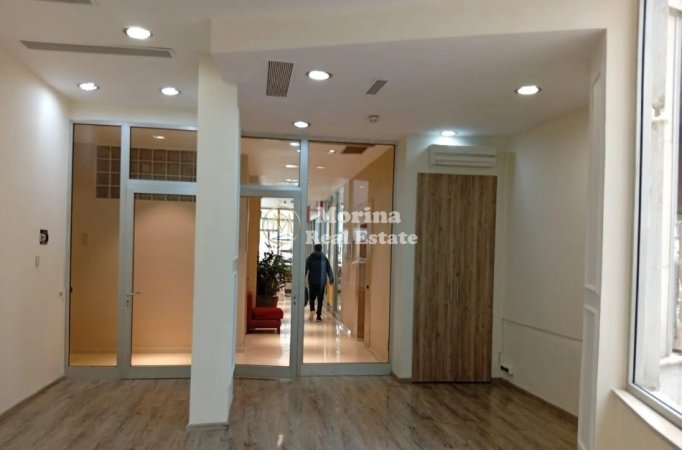 Tirane, shitet ambjent biznesi Kati 1, 33 m² 170.000 € (Myslym Shyri)