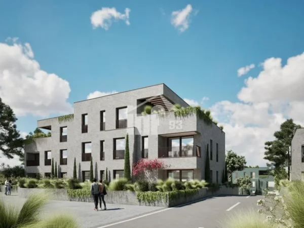 Tirane, shitet Vile 3 Katshe , 361 m² 727.000 € (NË MJULL – BATHORE, 5 MIN NGA TEG)