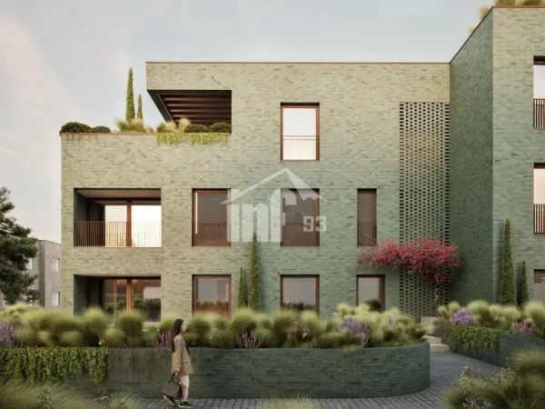 Tirane, shitet Vile 3 Katshe , 361 m² 727.000 € (NË MJULL – BATHORE, 5 MIN NGA TEG)