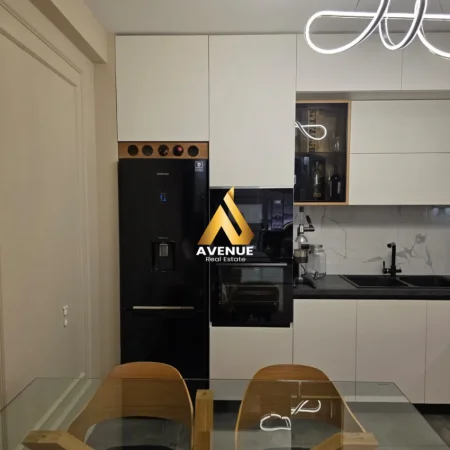 Tirane, shitet apartament 2+1+Ballkon Kati 1, 113 m² 375.000 € (Haxhi kika)