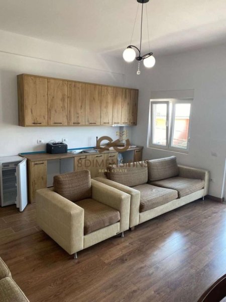 jepet me qera apartament , 60 m² 360 € (farke)