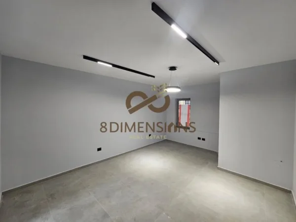 Tirane, jepet me qera dyqan Kati 0, 24 m² 500 € (myslym shyr)