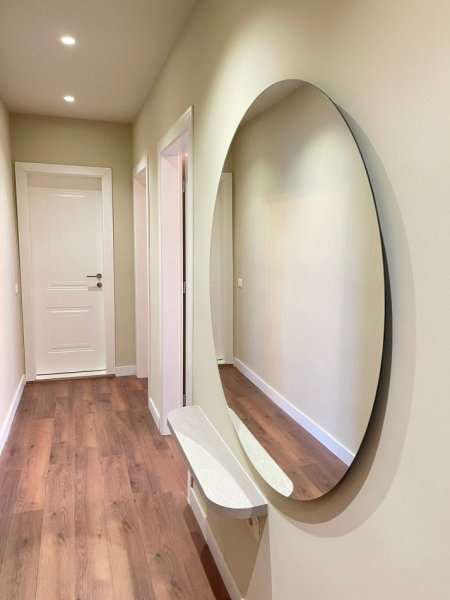 Tirane, jepet me qera apartament 2+1+Ballkon Kati 2, 80 m² 700 € (Selite/Xhamia Selite)