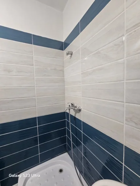 Tirane, jepet me qera apartament 1+1 Kati 3, 