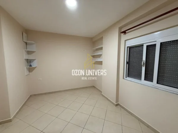 Tirane, jepet me qera apartament 2+1 Kati 4, 80 m² 550 € (Selvia)