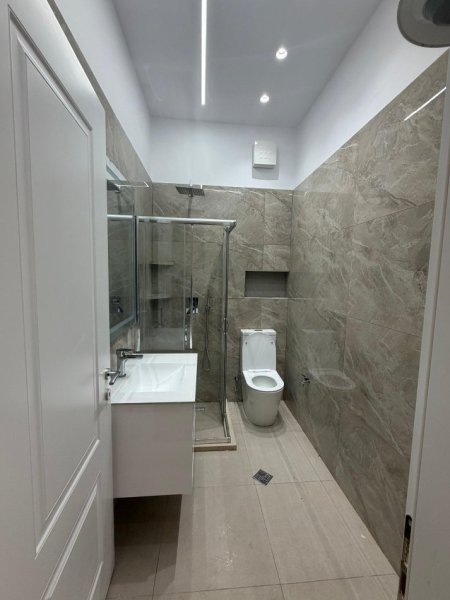 Tirane, shitet apartament 2+1 Kati 2, 76 m² 125.000 € (Astir , Rruga Loni Ligori)