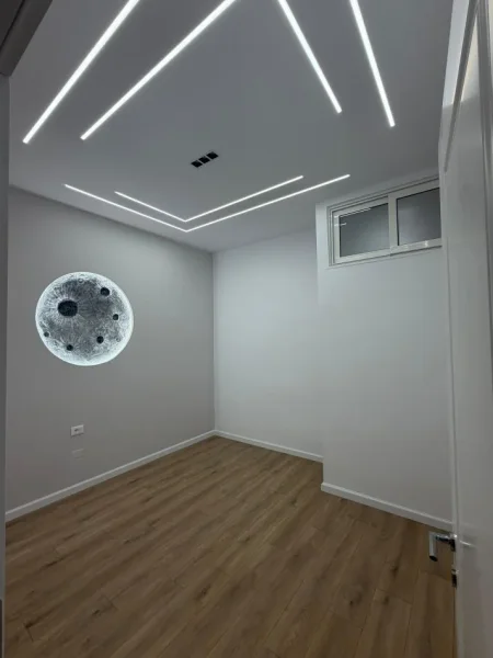 Tirane, shitet apartament 2+1 Kati 2, 76 m² 125.000 € (Astir , Rruga Loni Ligori)