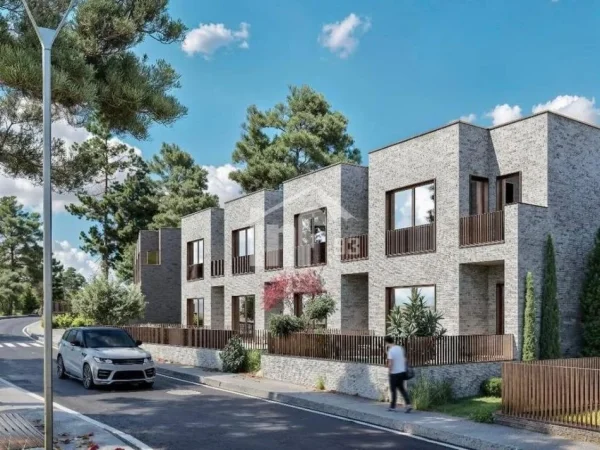 Tirane, shitet apartament 2+1 , 204 m² 378.220 € (NË MJULL – BATHORE, 5 MIN NGA TEG)