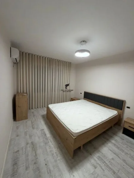 Tirane, jepet me qera apartament 1+1 Kati 2, 57 m² 550 € (BLLOKU AMBASADAVE)