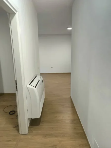 Tirane, jepet me qera apartament 3+1 Kati 1, 110 m² 800 € (Don Bosko)