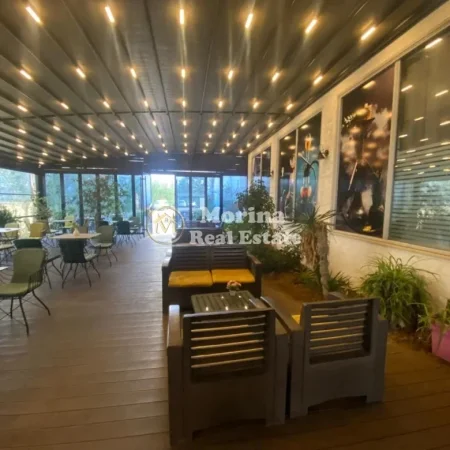 Tirane, jepet me qera ambjent biznesi Kati 1, 4.000 m² 5.000 € (Paskuqan)