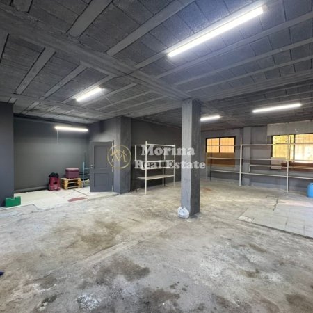 Tirane, jepet me qera ambjent biznesi Kati 0, 120 m² 900 € (Laprake)