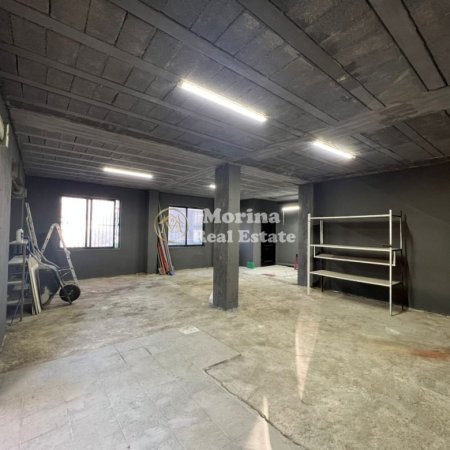 Tirane, jepet me qera ambjent biznesi Kati 0, 120 m² 900 € (Laprake)