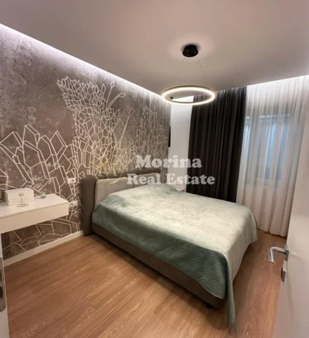 Tirane, shitet apartament 1+1 Kati 6, 64 m² 160.000 € (Rruga 5 Maji)
