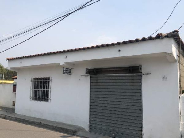 Tirane, jepet me qera ambjent biznesi Kati 0, 42 m² 20.000 Leke (Rruga Palma, rrethrrotullimi i treshit)