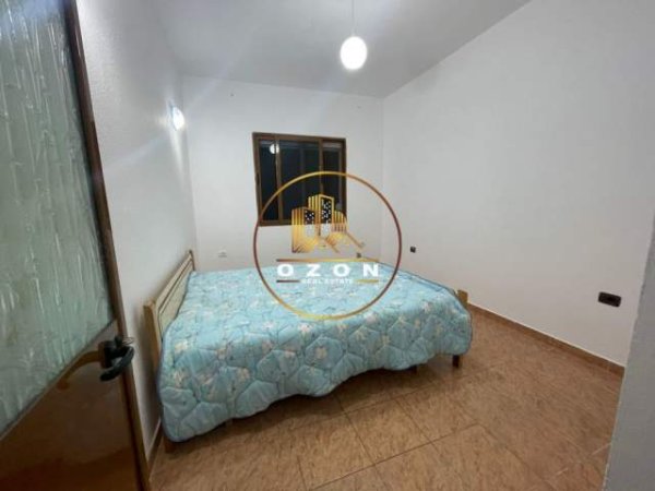 Tirane, jepet me qera apartament 1+1+A+BLK Kati 2, 65 m² 230 Euro (KOMBINAT)