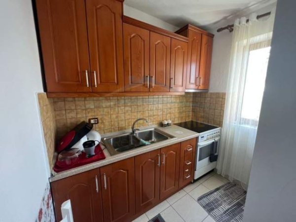 Korce, shitet apartament 1+1 Kati 4, 54 m² 36.000 Euro (Lagjia 16, Korçë)