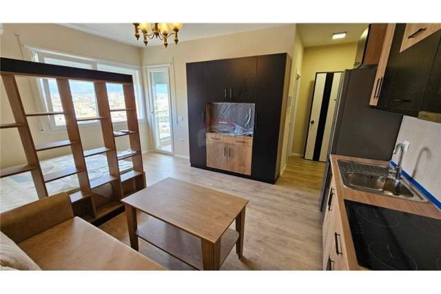 Tirane,  garsonier 1+1 Kati 6, 40 m² 400 Euro (Don Bosko) Mobilimi eshte i ri dhe i pabanuar me pare.