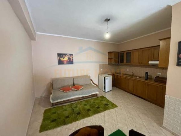 Korce, shitet apartament 1+1+BLK Kati 5, 90 m² 41.000 Euro (ish-Bashkia, Korçë)